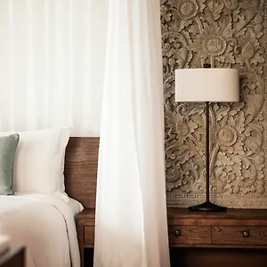 Four Seasons Bali At Bay Джимбаран